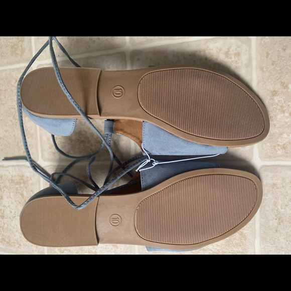 Universal thread baby blue sandals - Picture 3 of 6